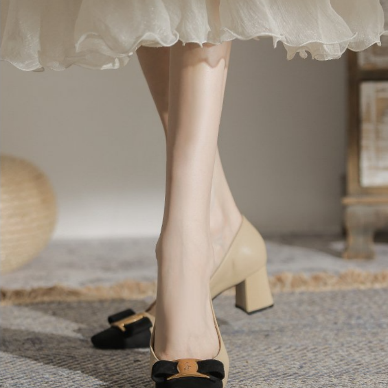 Dames pumps met een blokhak in - Vintage Fashion Dresses recensie en prijs